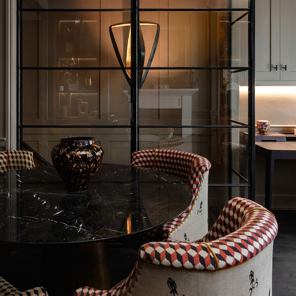 PIED-À-TERRE IN THE CAPITAL